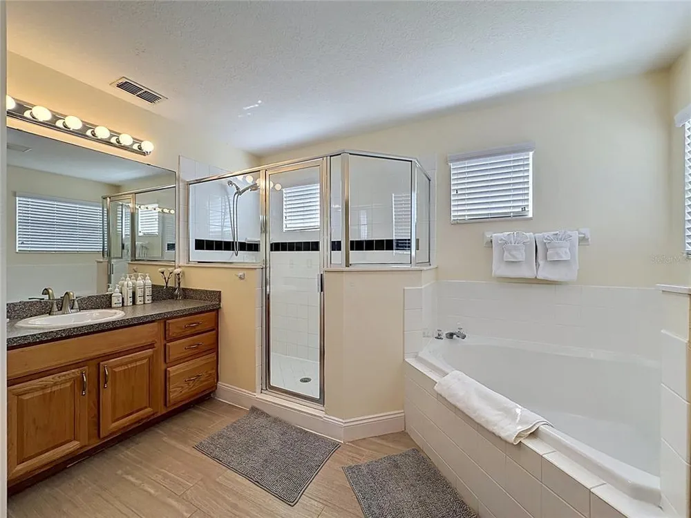 735 Kildrummy Dr, Davenport, FL 33896