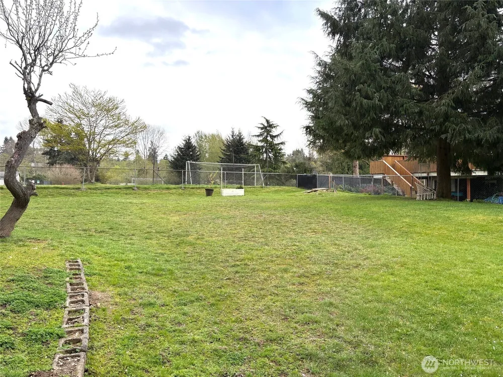 10028 30th Ave SW, Seattle, WA 98146