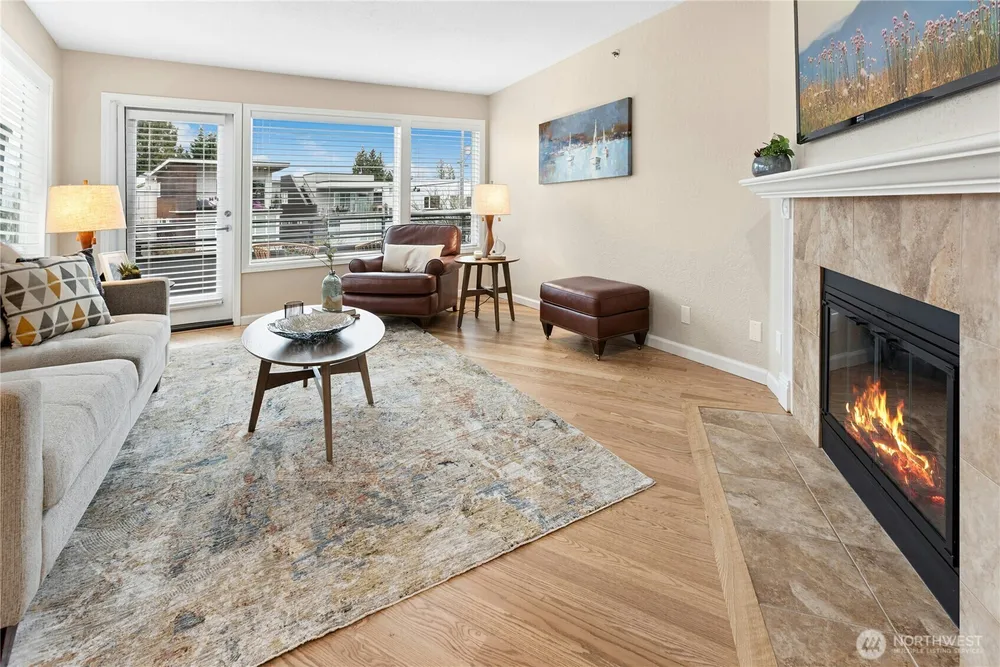 10128 NE 63rd St, Kirkland, WA 98033
