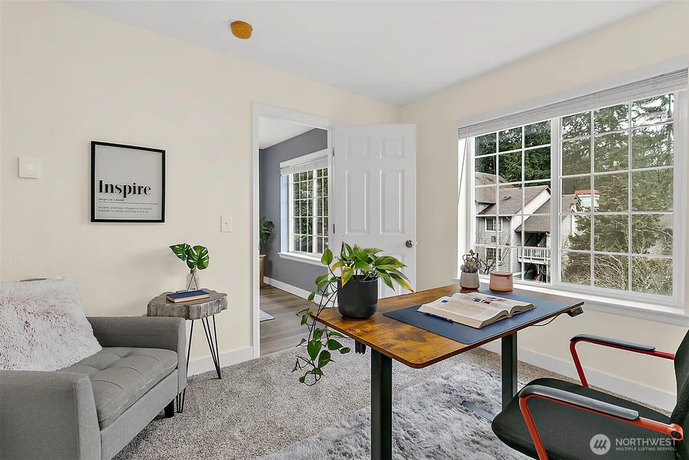 18505 SE Newport Way, Issaquah, WA 98027