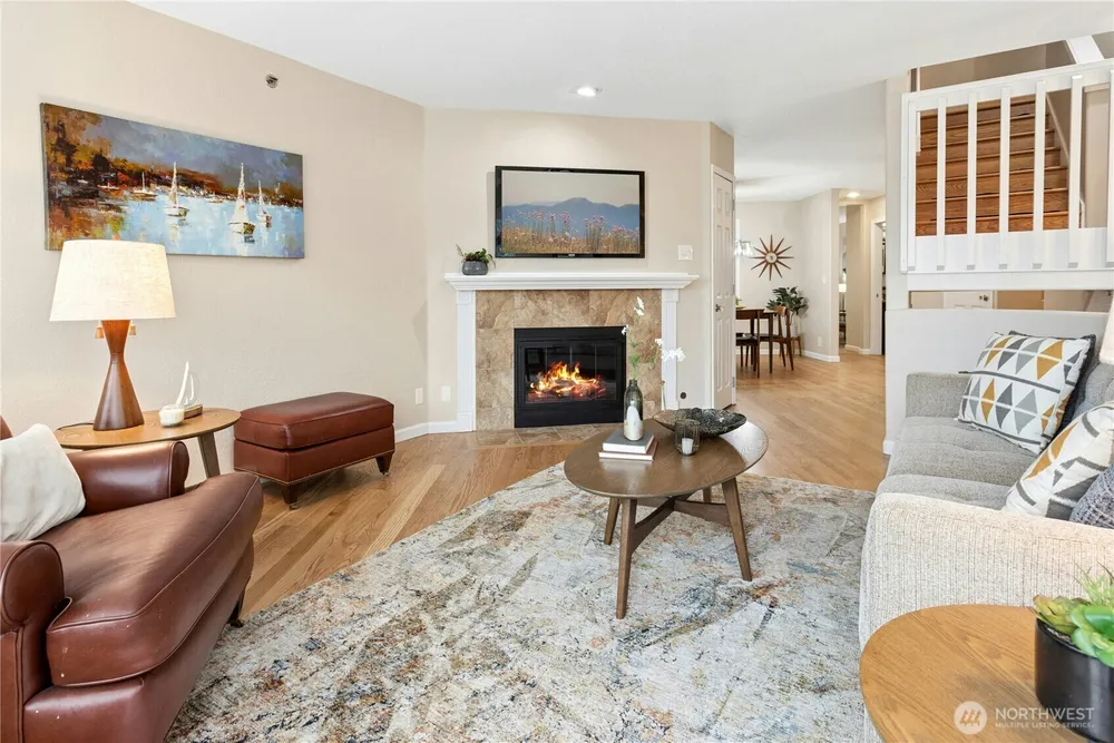 10128 NE 63rd St, Kirkland, WA 98033