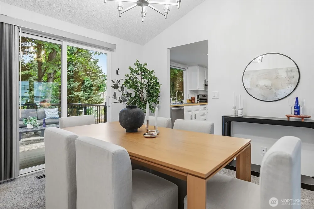 15524 SE 179th St, Renton, WA 98058