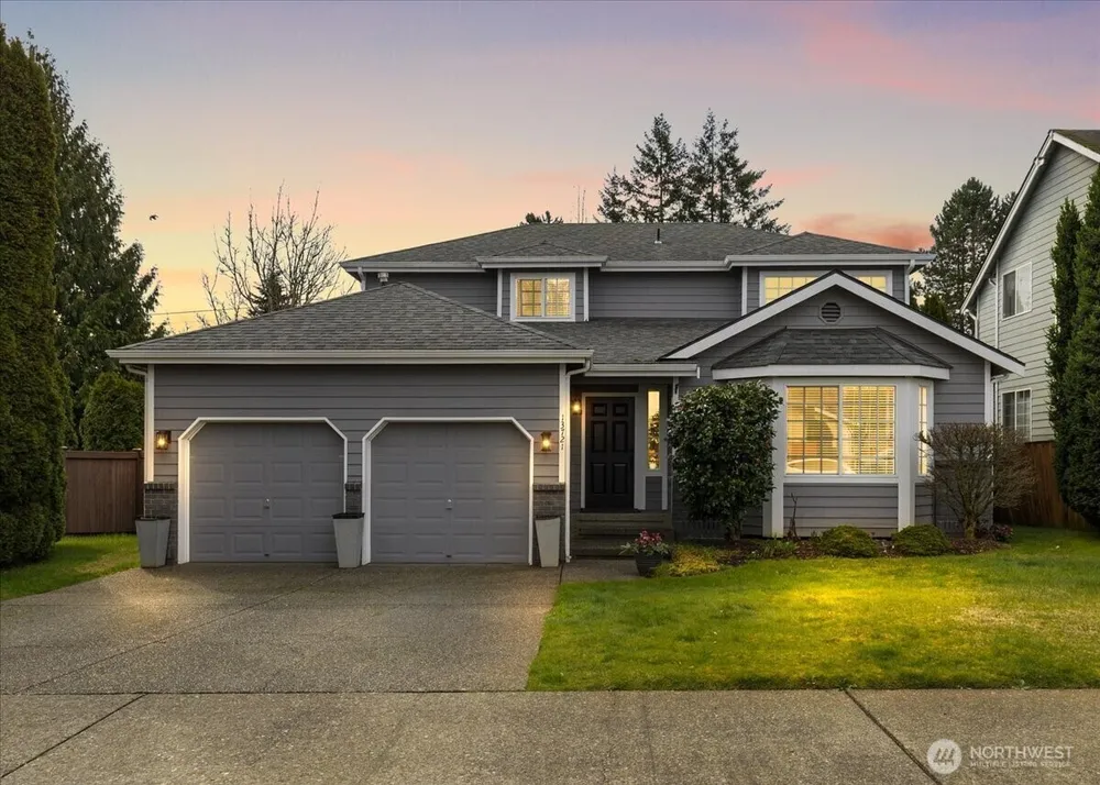 13721 SE 255th Pl, Kent, WA 98042