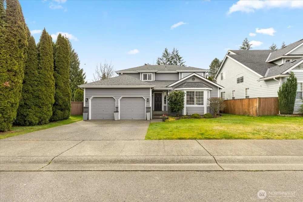 13721 SE 255th Pl, Kent, WA 98042