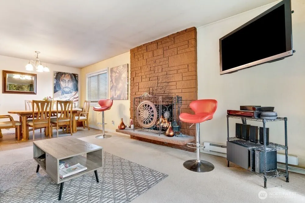 4525 S Henderson St, Seattle, WA 98118
