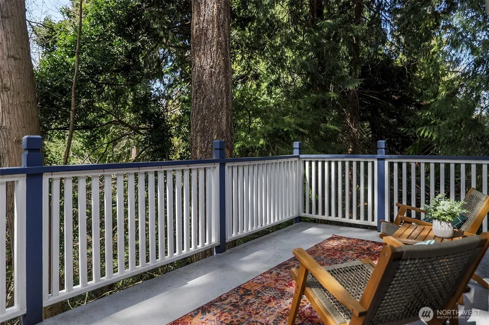 9165 45th Ave SW, Seattle, WA 98136