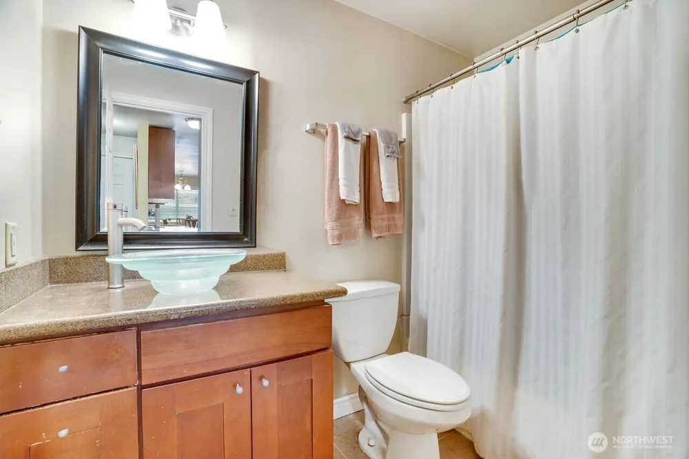 4525 S Henderson St, Seattle, WA 98118