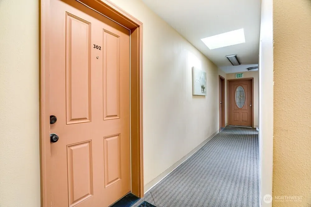 4525 S Henderson St, Seattle, WA 98118
