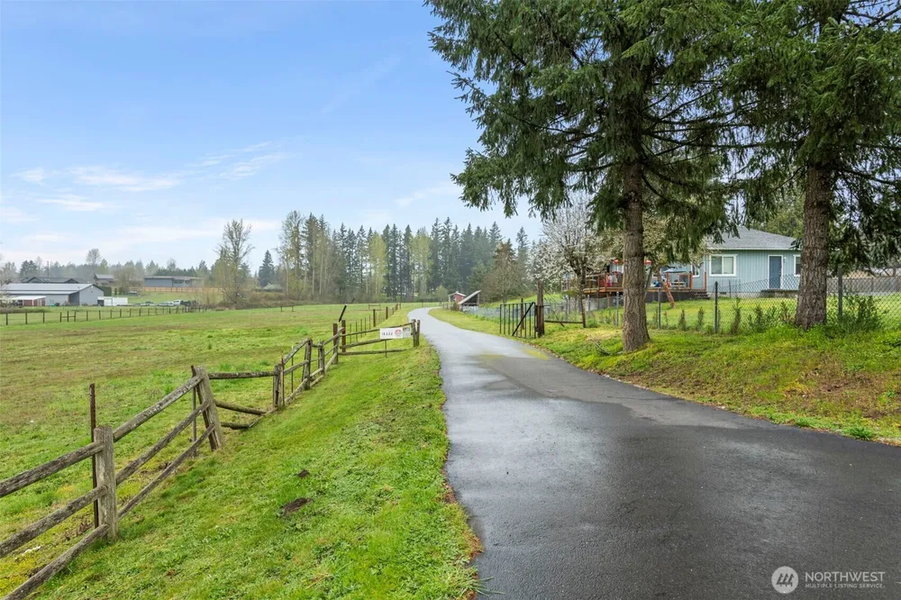 18222 SE Wax Rd, Covington, WA 98042