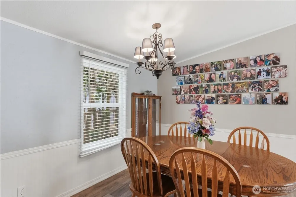 11215 SE 226th St, Kent, WA 98031
