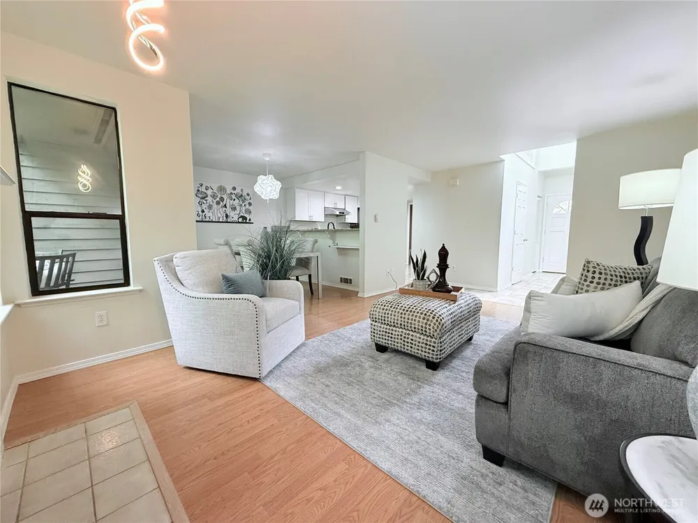 4107 159th Ave NE, Redmond, WA 98052
