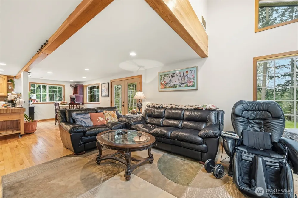 18222 SE Wax Rd, Covington, WA 98042