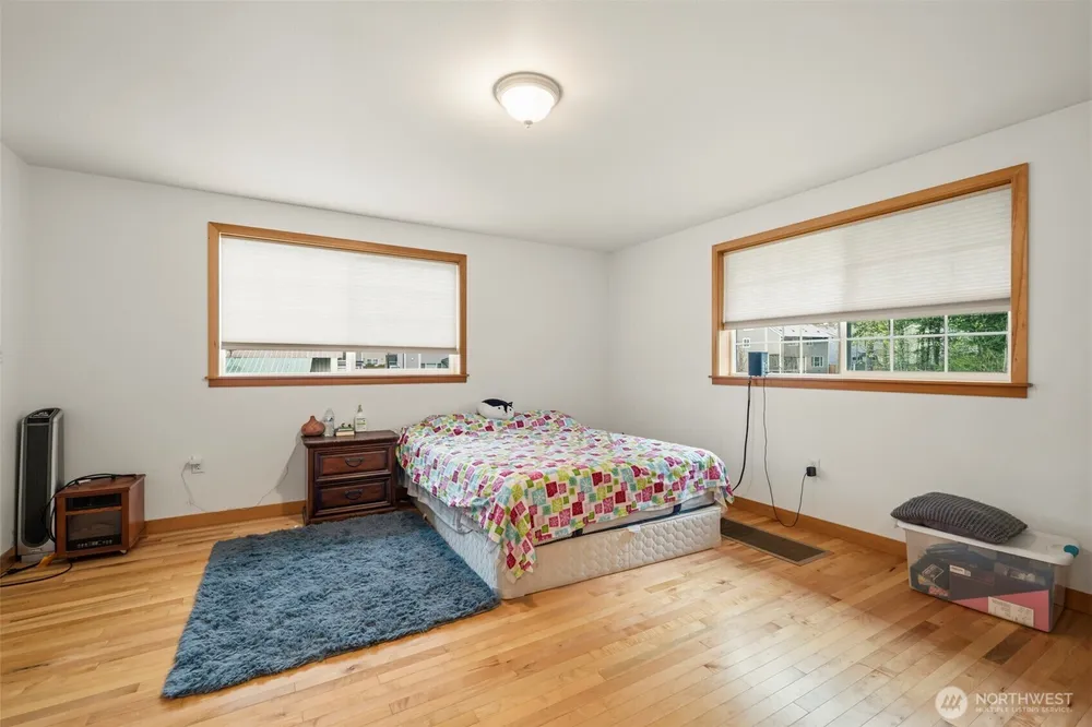 18222 SE Wax Rd, Covington, WA 98042