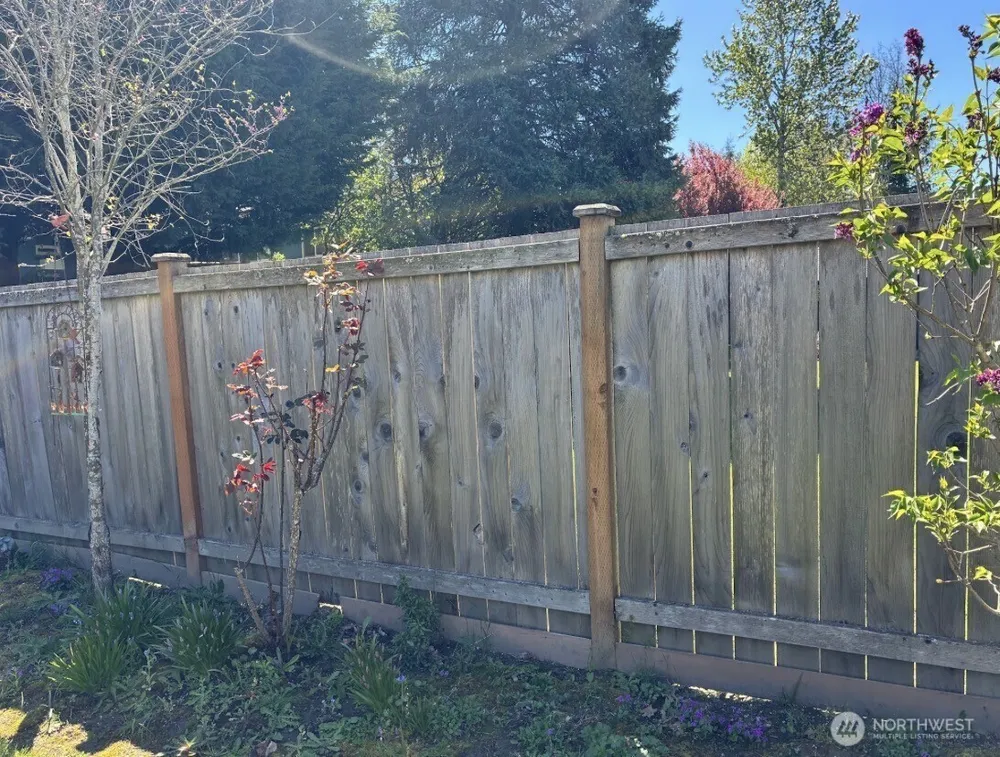504 10th Ave, Milton, WA 98354