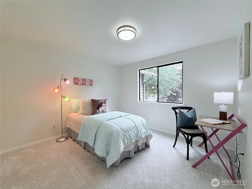 4107 159th Ave NE, Redmond, WA 98052