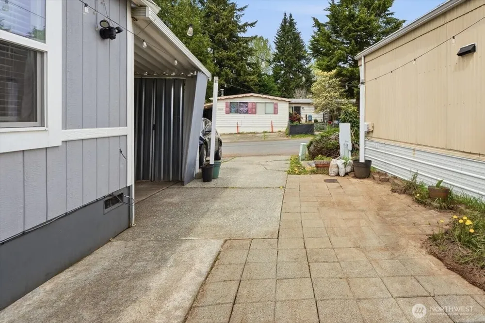 11215 SE 226th St, Kent, WA 98031