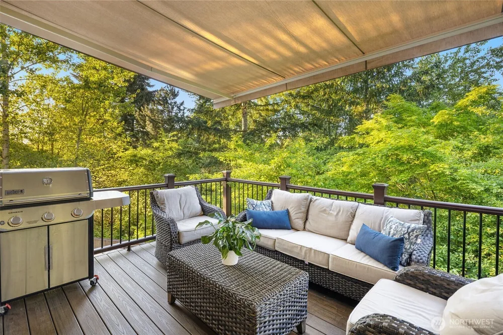 14102 SE 42nd St, Bellevue, WA 98006