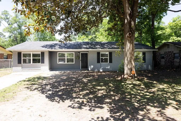 2031 Wellborn Dr, Columbus, GA 31907