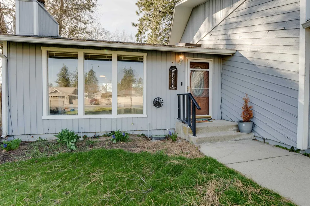 8201 N General Lee Way, Spokane, WA 99208