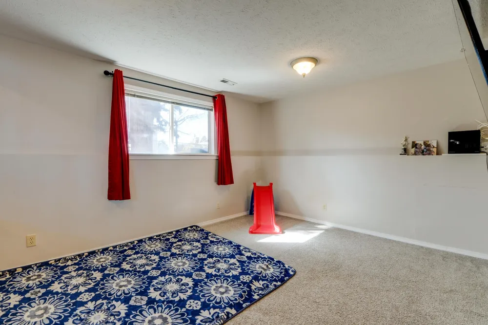 8201 N General Lee Way, Spokane, WA 99208