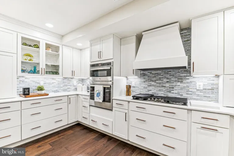 7015 CHESAPEAKE HARBOUR DR, Annapolis, MD 21403