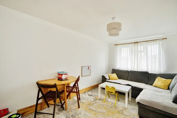 Shurland Avenue, Barnet, EN4