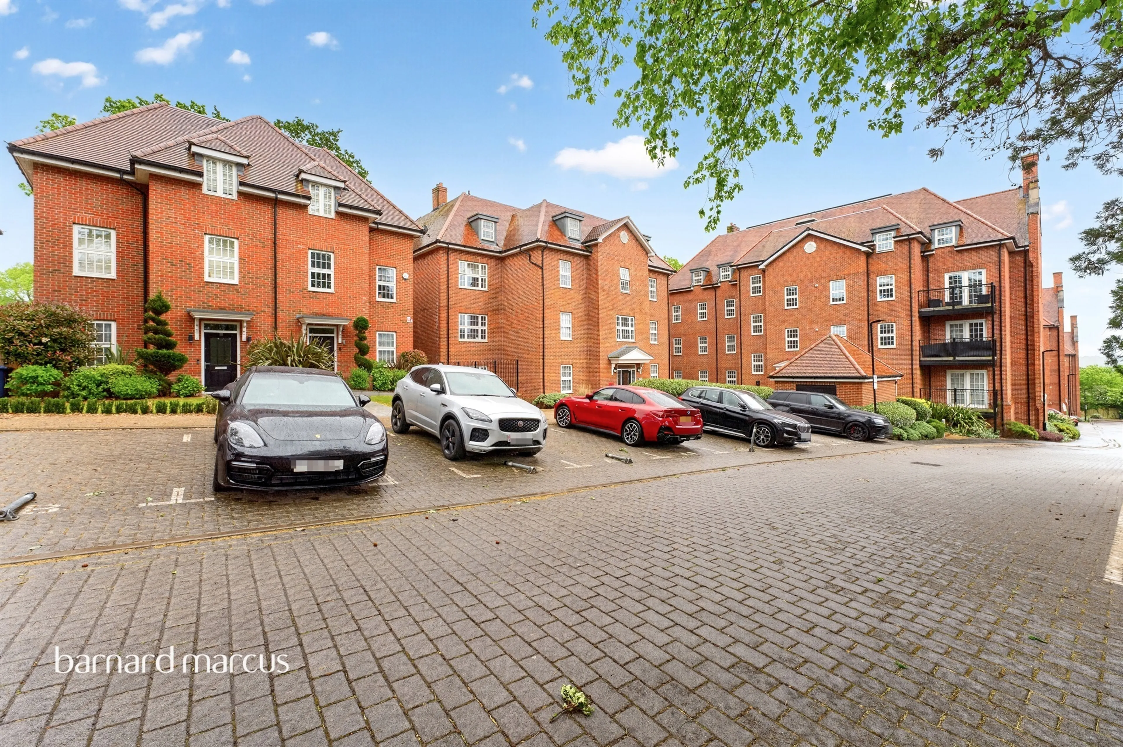 Property at Collison Avenue, Barnet