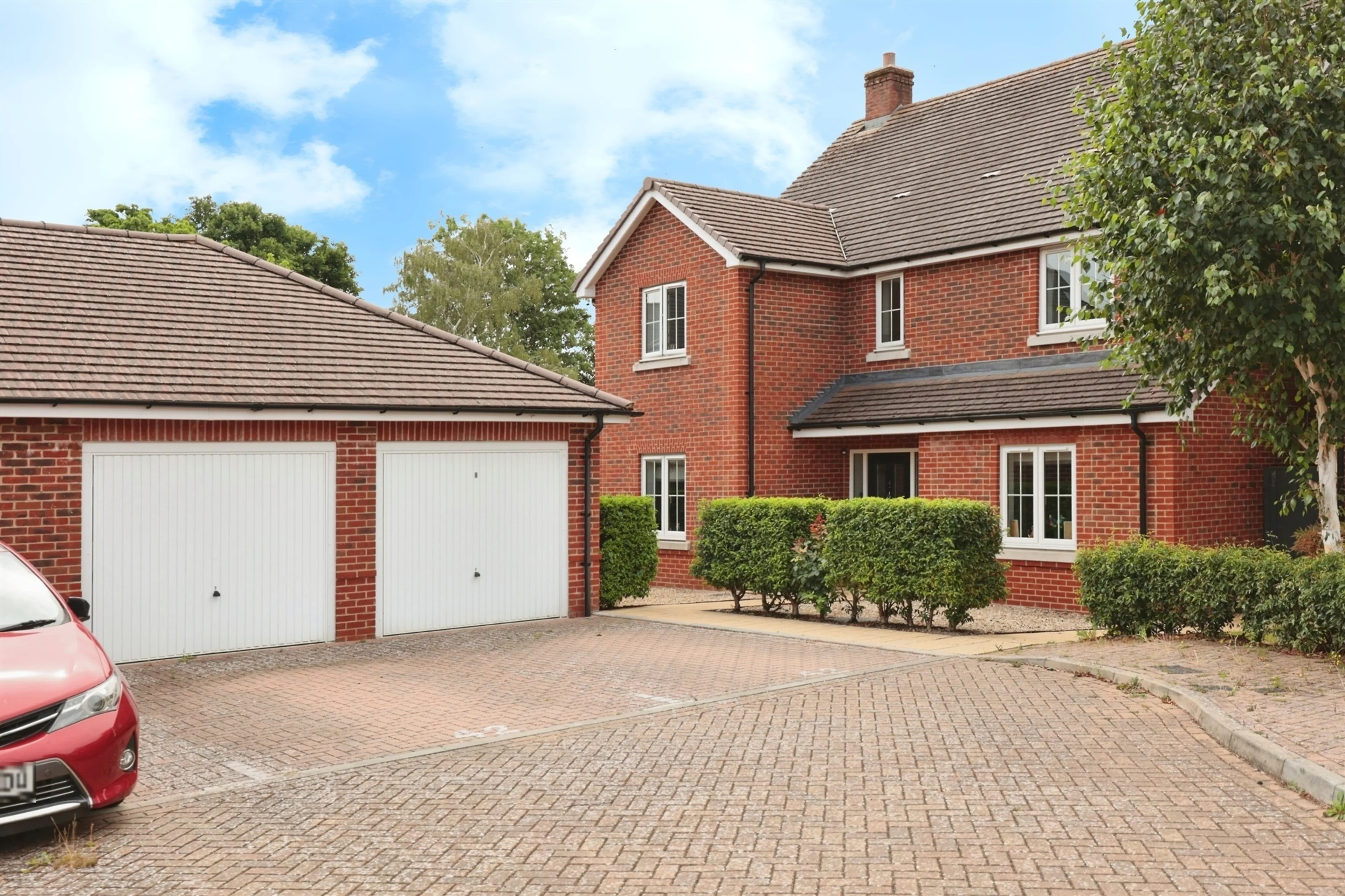 Property photo 0
