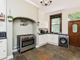 Mill Hill Road, Pontefract thumb 2