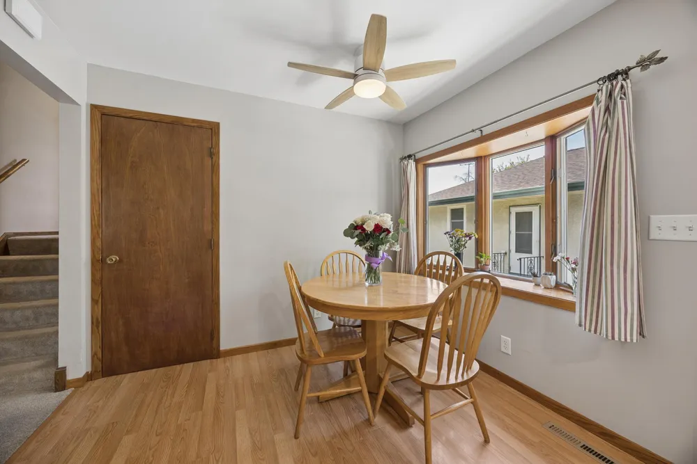 1618 McLean Ave, Saint Paul, MN 55106