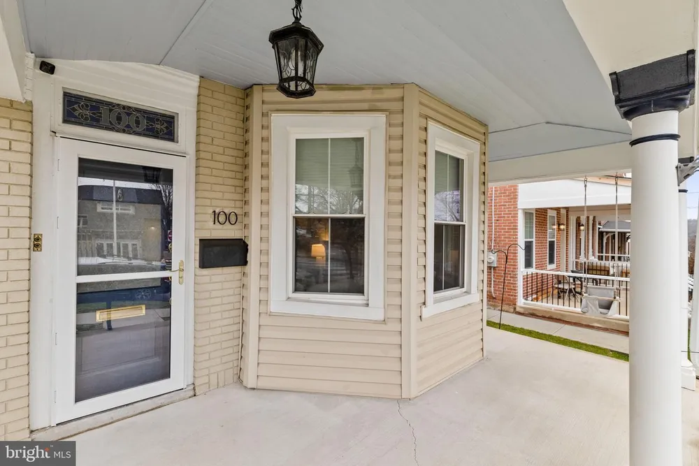 100 E 6th Ave, Conshohocken, PA 19428