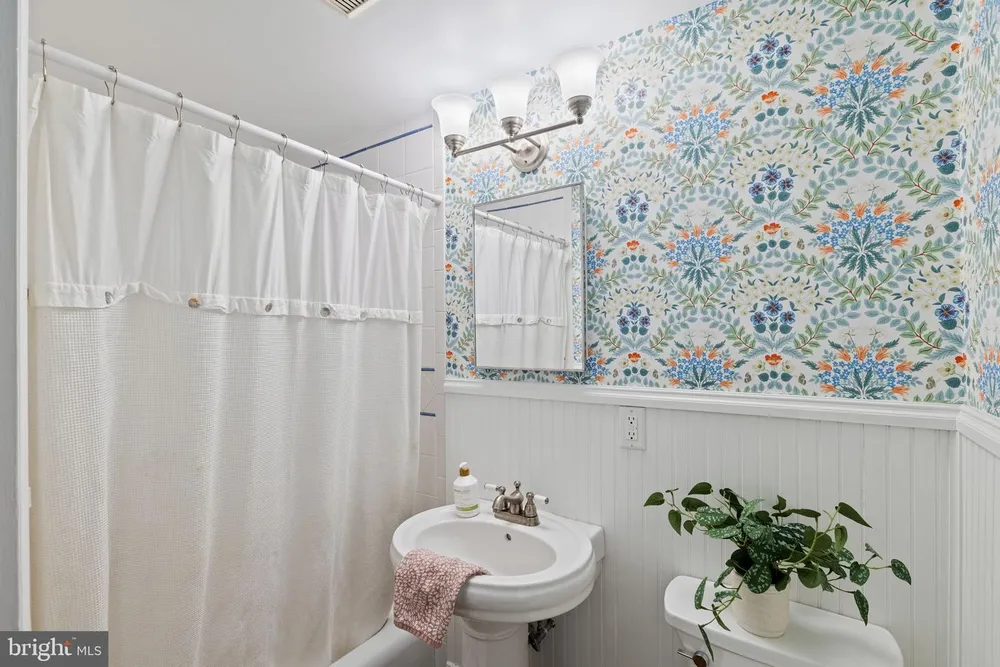 100 E 6th Ave, Conshohocken, PA 19428