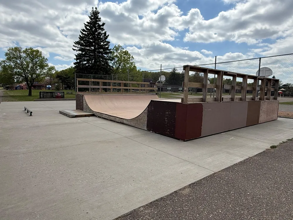 1618 McLean Ave, Saint Paul, MN 55106