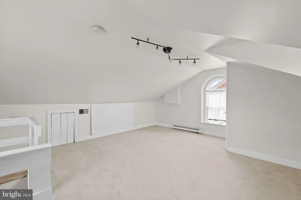 100 E 6th Ave, Conshohocken, PA 19428
