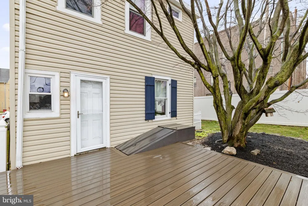 100 E 6th Ave, Conshohocken, PA 19428