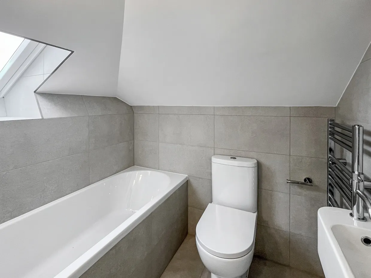Clifton Road, Kingston Upon Thames, KT2 photo 24
