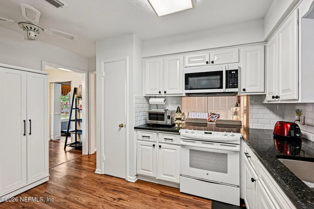 2445 Mill Creek Rd, Jacksonville, FL 32211