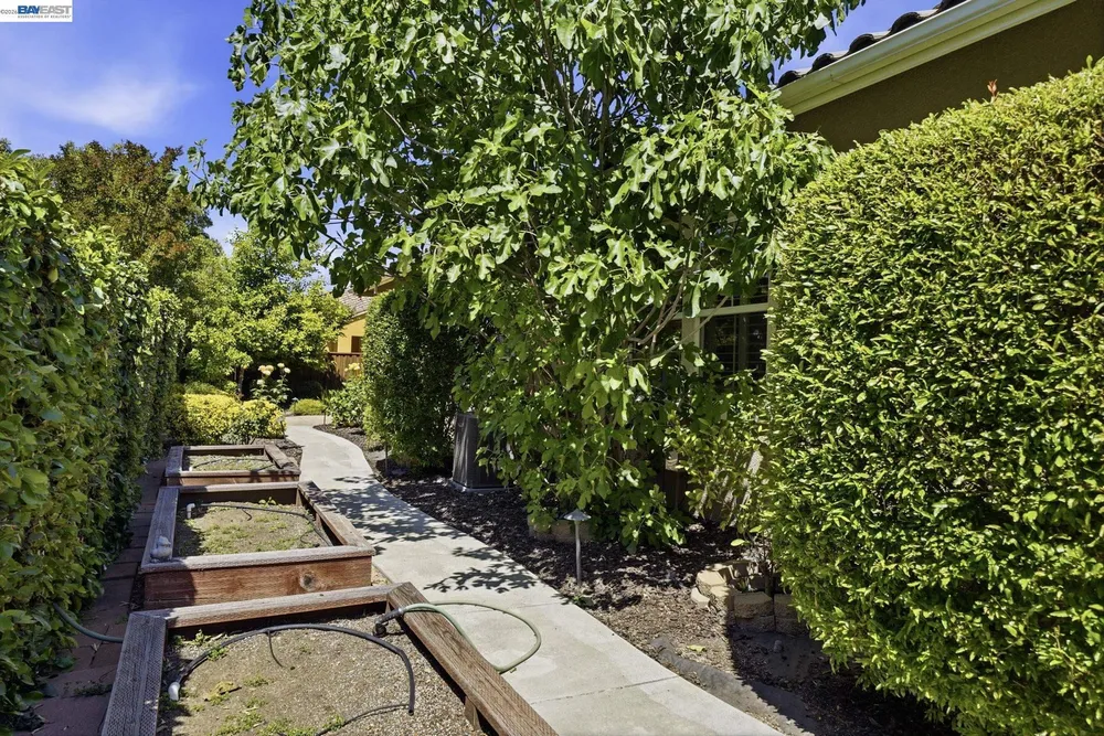 3492 Dorset Ct, Pleasanton, CA 94566