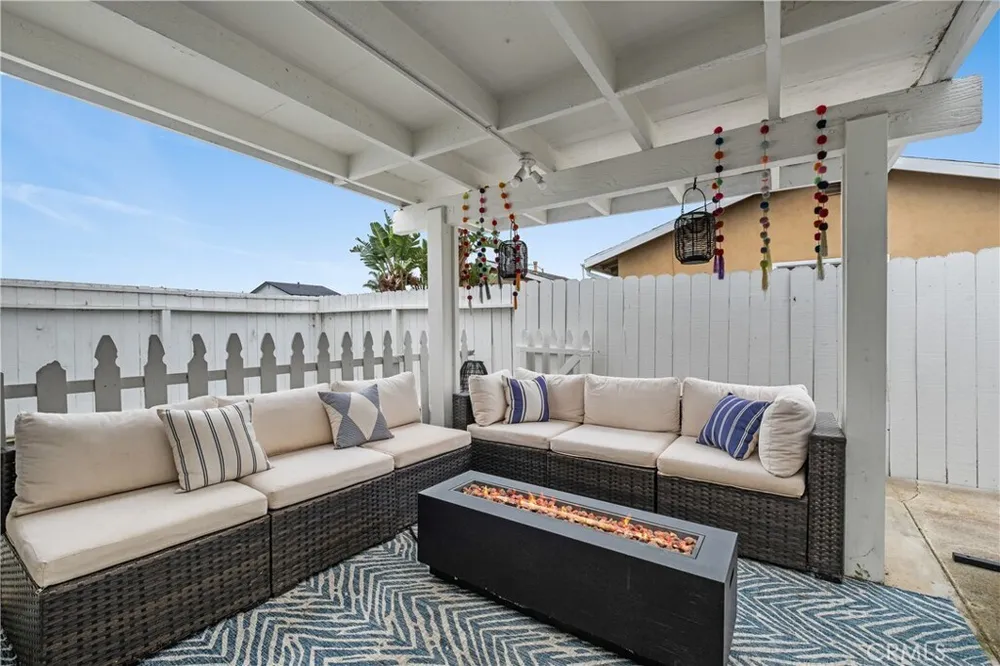20852 Lancelot Ln, Huntington Beach, CA 92646