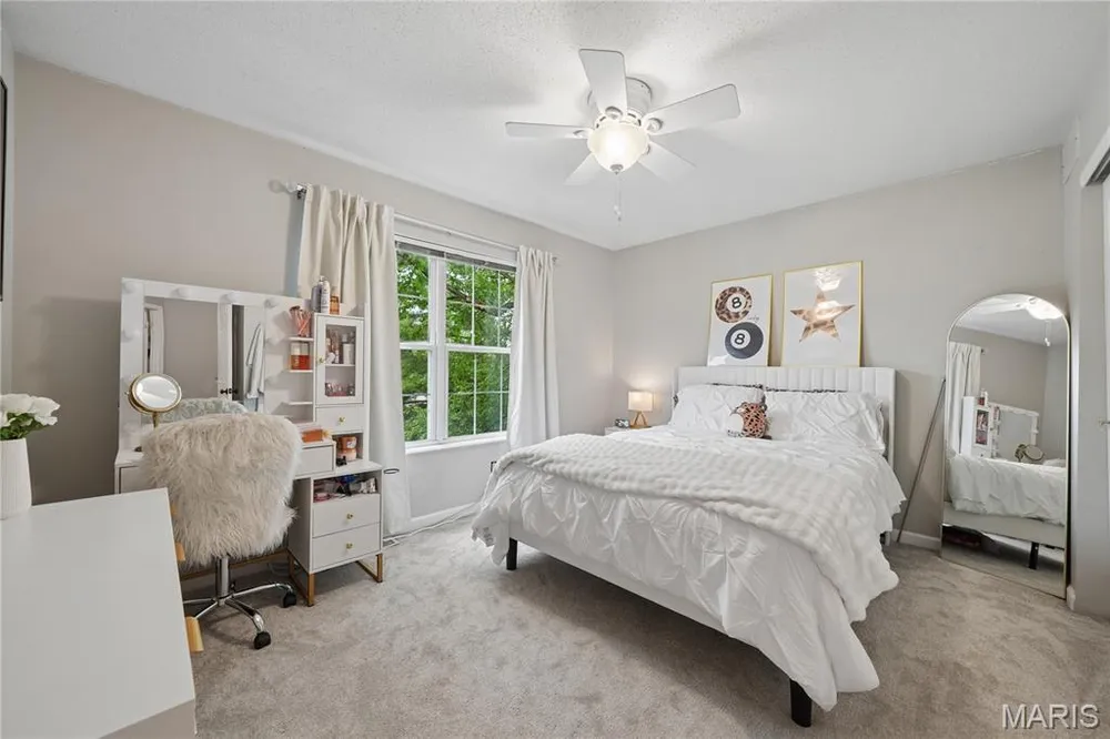2 Forest Park Circle, Lake St Louis, MO 63367