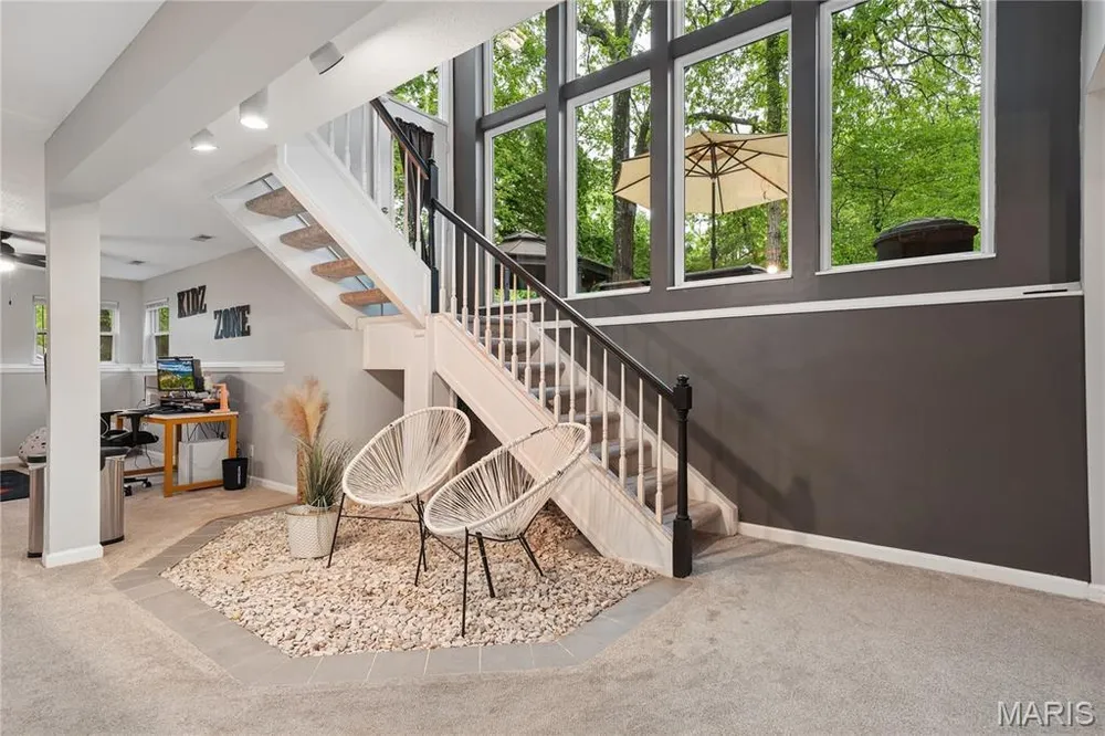 2 Forest Park Circle, Lake St Louis, MO 63367