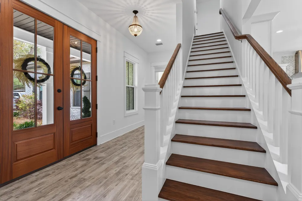6 Plantation Oaks Dr, Mary Esther, FL 32569