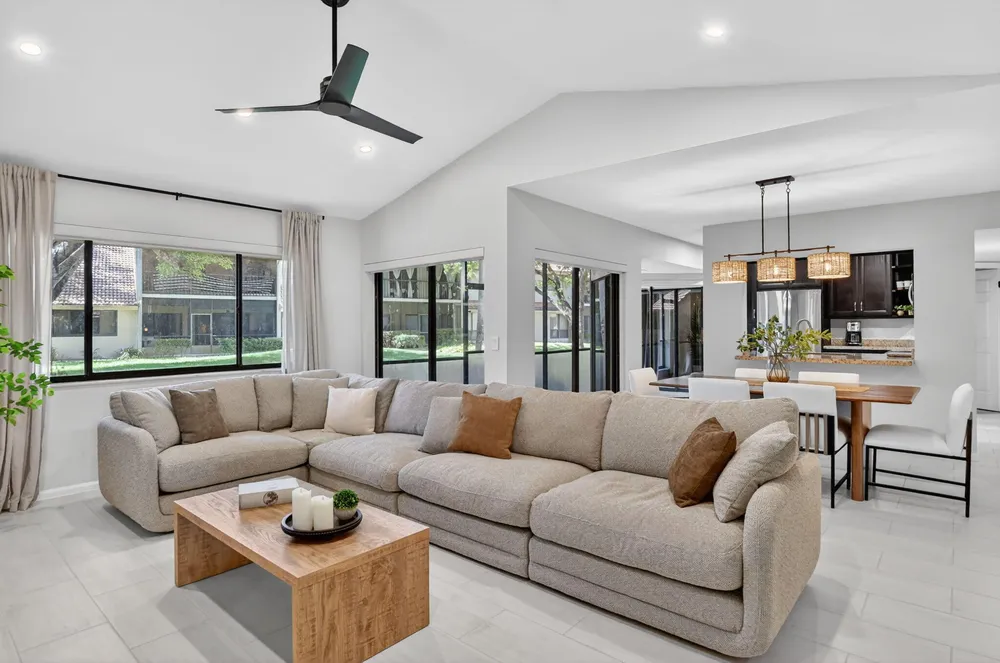 5530 Coach House Circle, Boca Raton, FL 33486