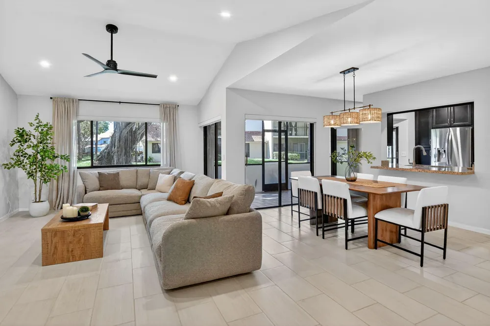 5530 Coach House Circle, Boca Raton, FL 33486