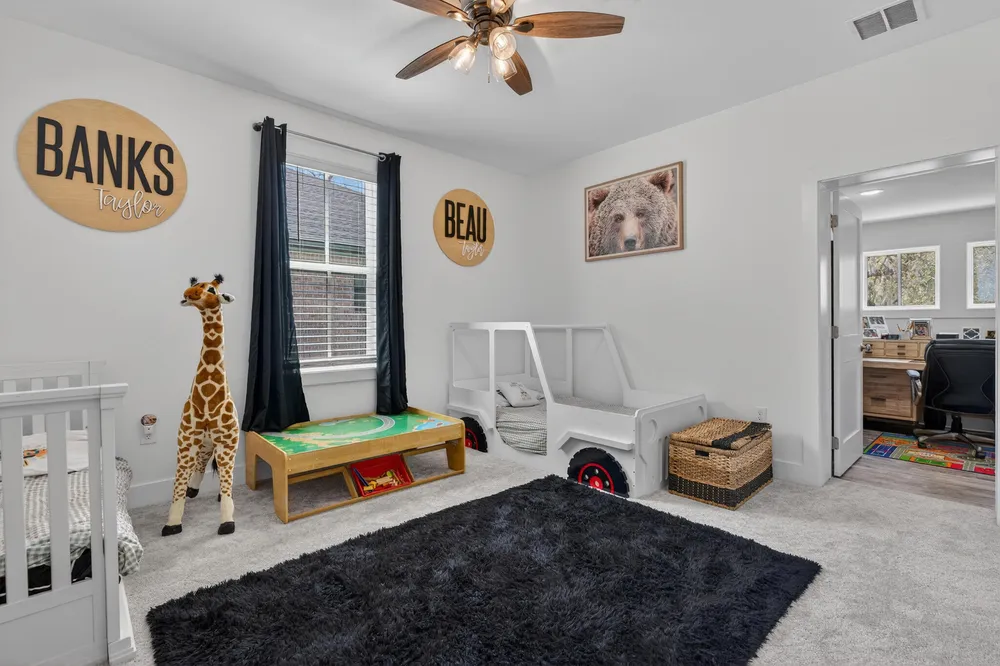 6 Plantation Oaks Dr, Mary Esther, FL 32569