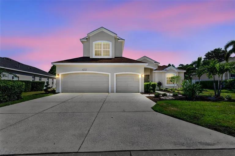 13332 Purple Finch Circle, Lakewood Ranch, FL 34202