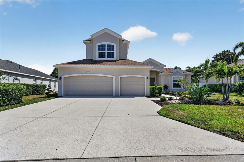 13332 Purple Finch Circle, Lakewood Ranch, FL 34202