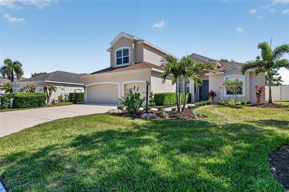13332 Purple Finch Circle, Lakewood Ranch, FL 34202