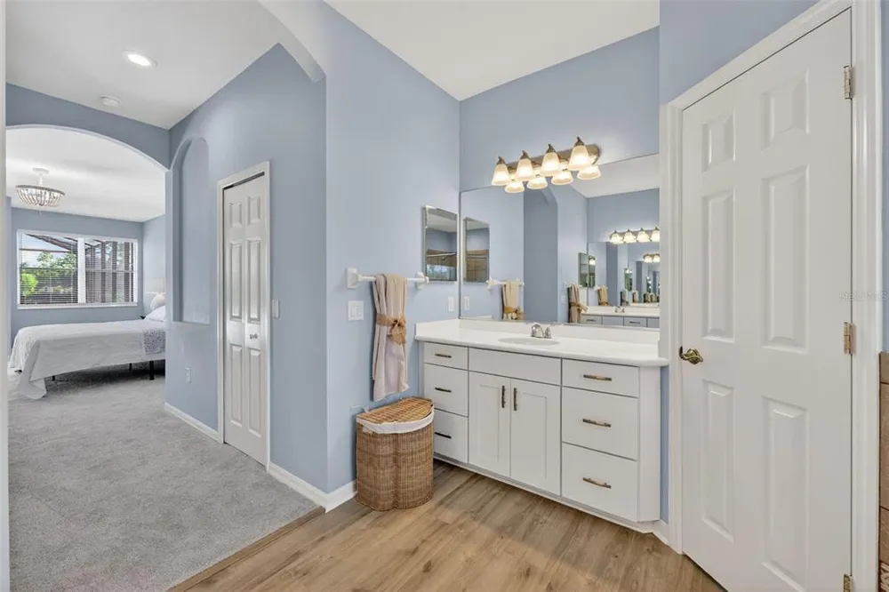 13332 Purple Finch Circle, Lakewood Ranch, FL 34202