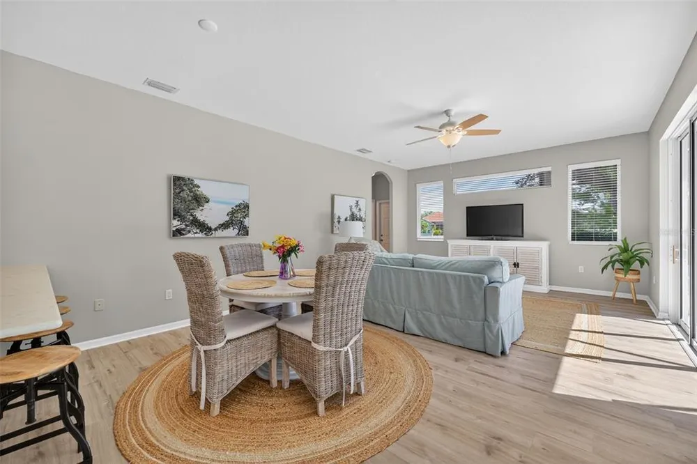 13332 Purple Finch Circle, Lakewood Ranch, FL 34202